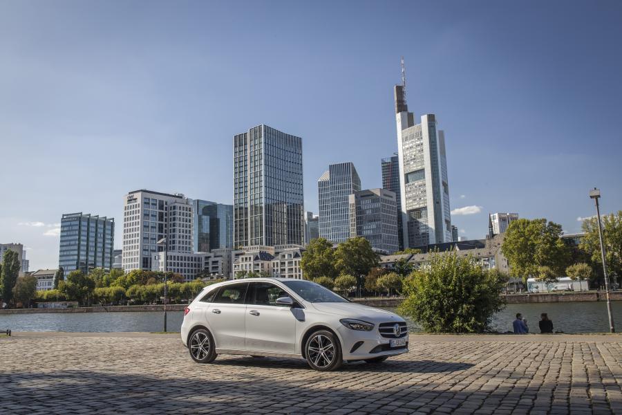  Mercedes-Benz B250 e (W247) 2019 года  (WW) (фото 11 из 24)